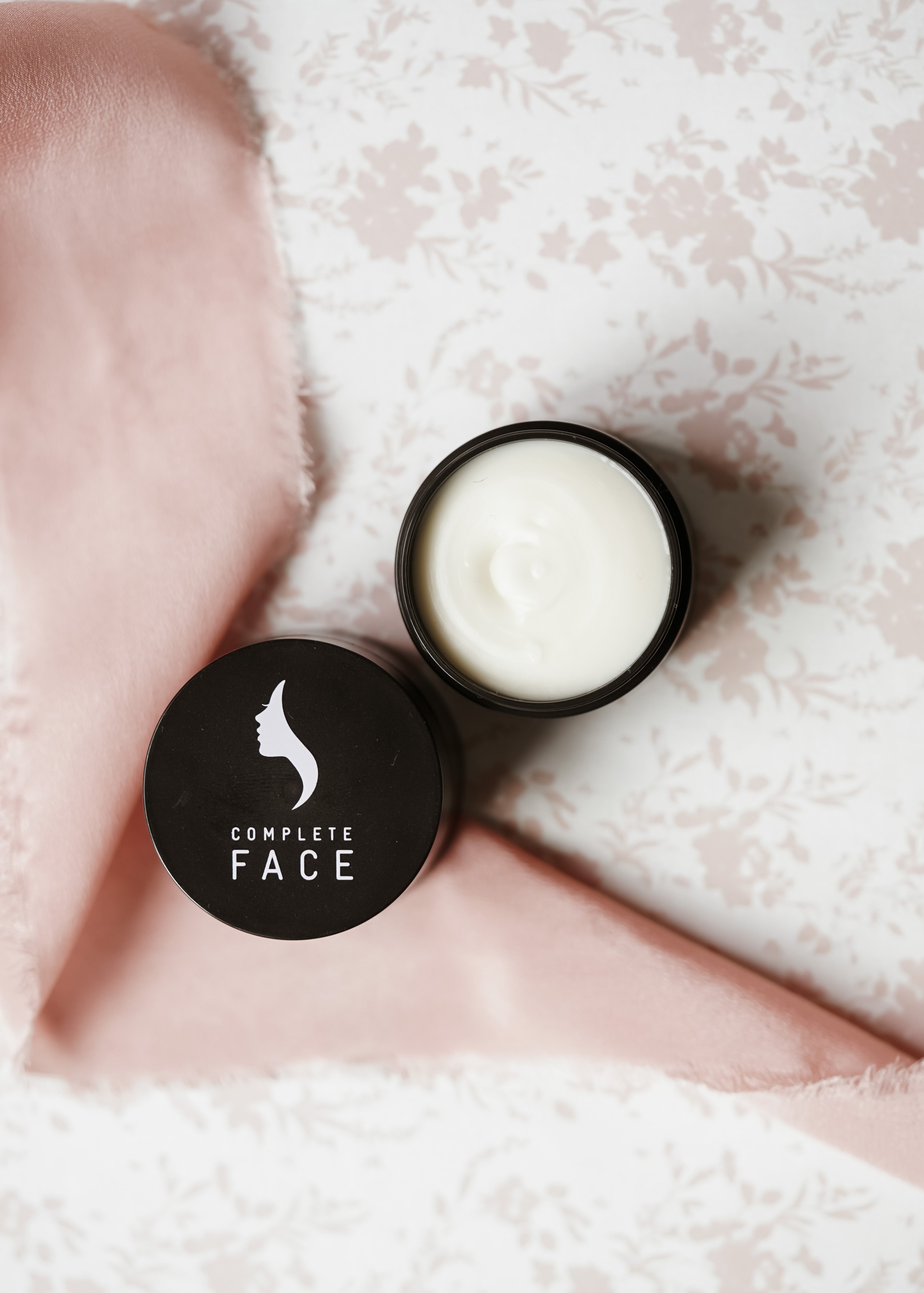 The Complete Face Magic Cream