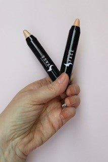Brow Highlighter